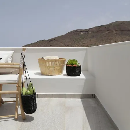 Vino Santorini וילה *