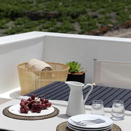 Vino Santorini * Foinikiá